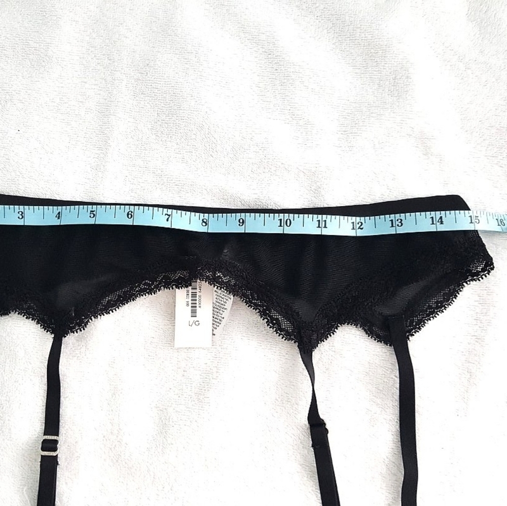 Black Lace Garter w lace trim BNWT - Picture 4 of 6